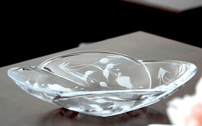 Đĩa 4 múi mài dâu 33cm Crystal Bohemia