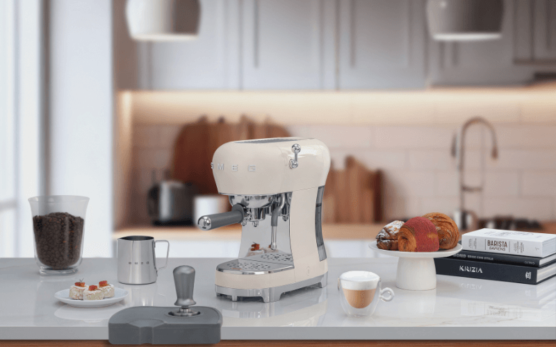 Máy pha cà phê SMEG ECF02 nhiều màu