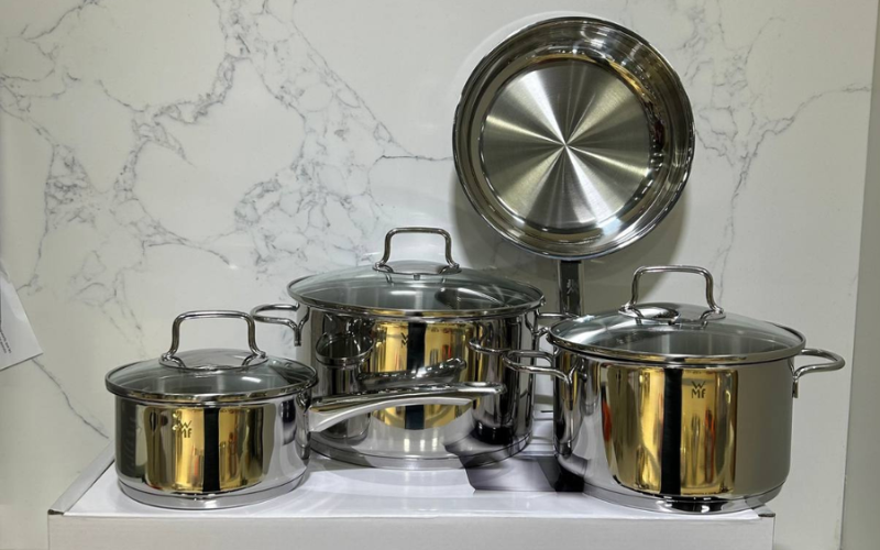 Bộ nồi WMF Astoria 4 món kèm quánh và chảo thép WMF 28cm