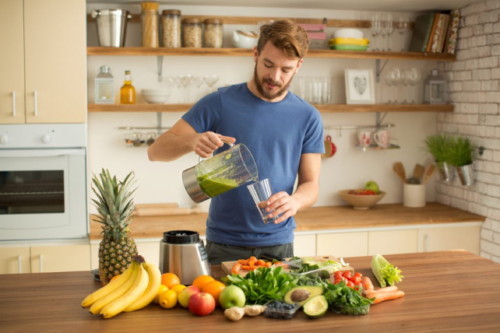 Đàn ông hiện đại xây dựng chế độ ăn uống hợp lý
