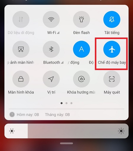 Dùng chế độ máy bay khi vào khu vực sóng yếu