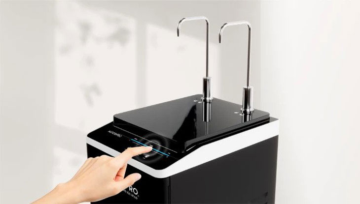 Máy lọc nước Mutosi Hydrogen MP-F081-HC4H3 KG sử dụng điều khiển cảm ứng có màn hình hiển thị an toàn, chống tràn