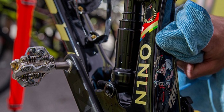 Không nên bỏ qua các vết trầy xước của xe