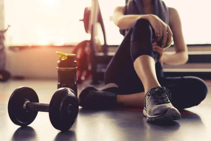 Dừng tập đột ngột có thể khiến bạn chóng mặt, buồn nôn,...