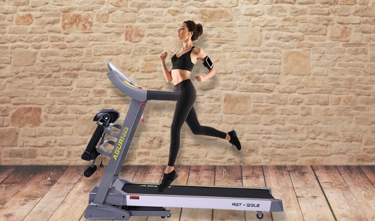 Máy Chạy Bộ Aguri AGT-123LE trang bị màn hình hiển thị đầy đủ và rõ ràng giúp bạn theo dõi chính xác nhịp tim của mình trong quá trình tập luyện
