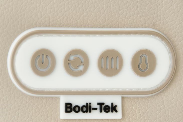 Gối massage Rio Beauty BT-MANO-EU được trang bị các nút điều chỉnh với nhiều mức độ massage khác nhau
