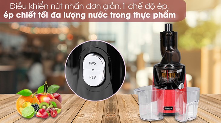 Máy ép chậm Kuvings EVO820 đỏ được trang bị bảng điều khiển đơn giản, dễ sử dụng