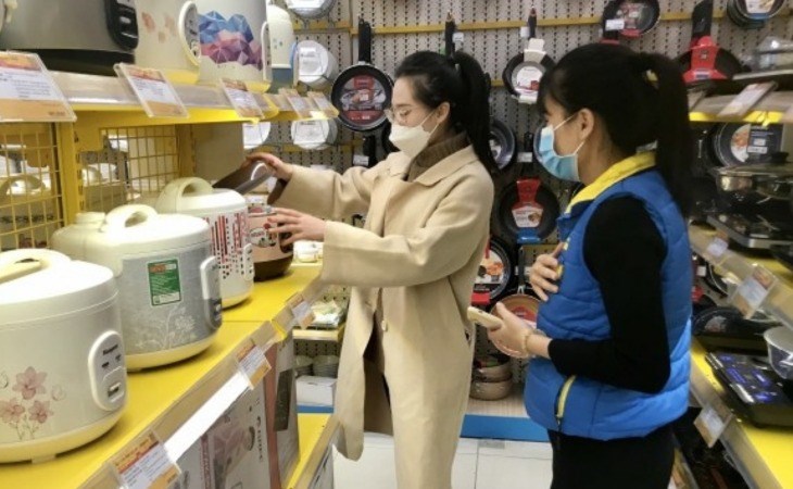 Bạn nên quan tâm đến chất lượng và độ bền của sản phẩm trước khi mua