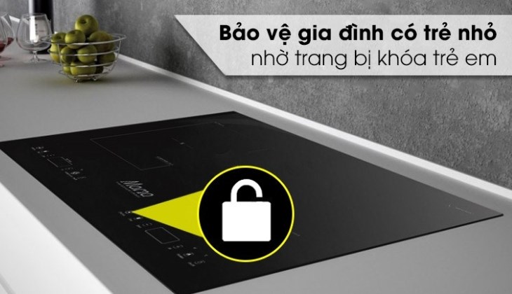 Bếp từ hồng ngoại lắp âm Sunhouse Mama MMB9100VN với chức năng khóa bảng điều khiển giúp bạn giữ chế độ nấu ổn định và an toàn khi nhà có em bé