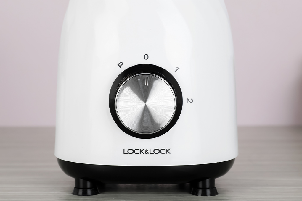 Máy xay sinh tố Lock&Lock EJM462 được trang bị nhiều chức năng xay đa dạng