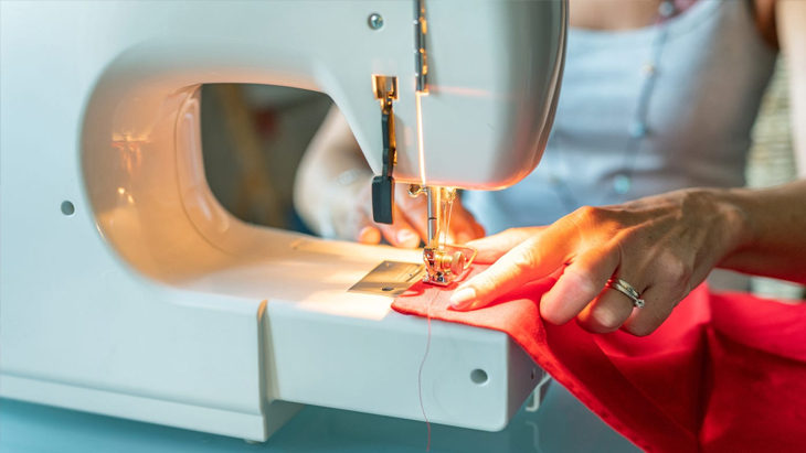 Thời điểm đẩy răng cưa so với kim chưa đúng