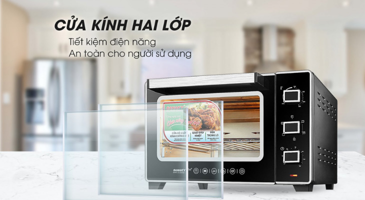 Lò nướng Sanaky được trang bị cửa kính 2 lớp an toàn, tiết kiệm điện