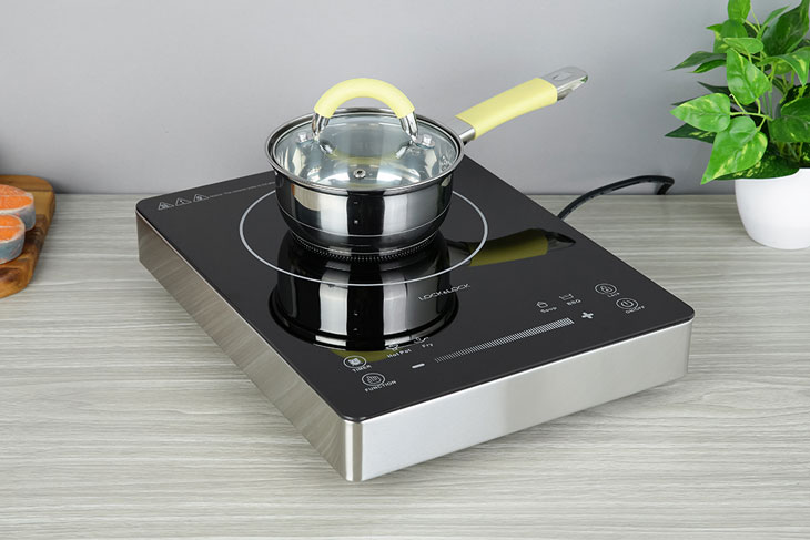 Bếp hồng ngoại Lock&Lock EJI421 tương thích với mọi nồi, chảo