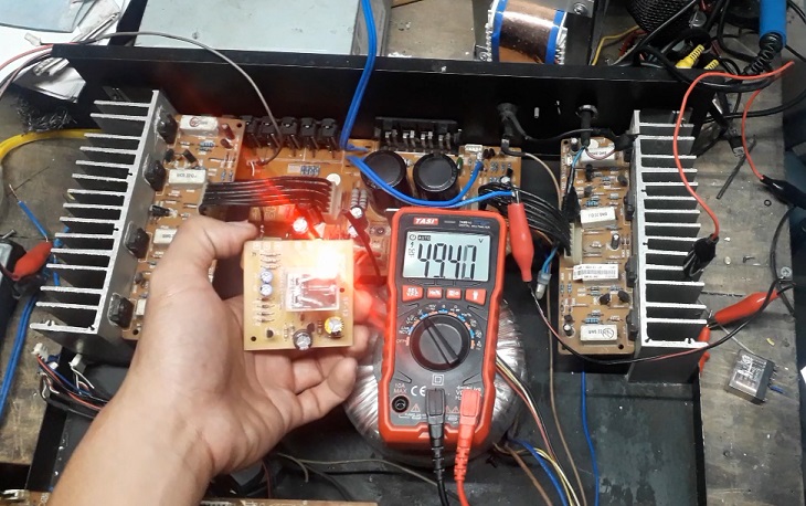 Cách kiểm tra tình trạng rò điện amply