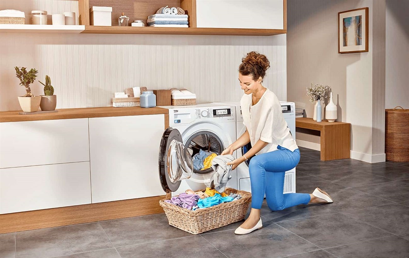 Tận dụng khoảng trống kết hợp kệ tủ đa năng