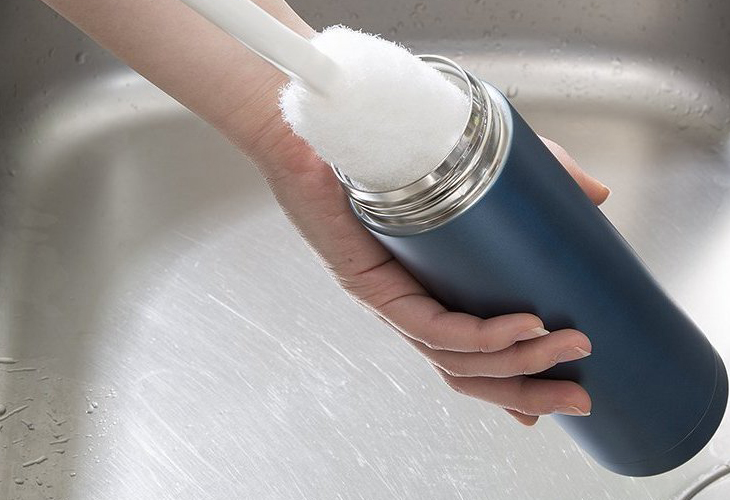 Bình giữ nhiệt bị ám mùi mặc dù đã vệ sinh nhiều lần
