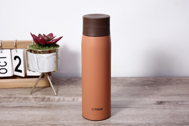 Bình giữ nhiệt inox 500 ml Tiger MCY-K050DSV có độ bền cao, cho thời gian sử dụng lâu dài