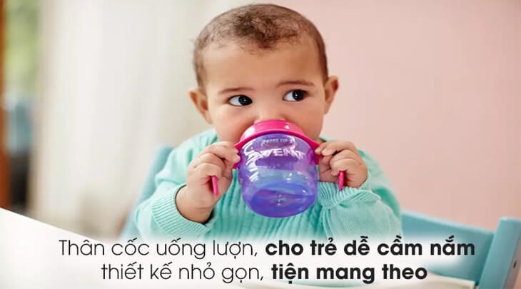 Bình tập uống Philips Avent SCF551.03 200ml có 2 tay cầm nhỏ gọn, dài cong dang rộng hai bên tiện cho bé cầm nắm