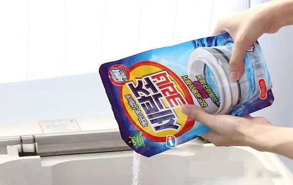 có nên dùng bột tẩy vệ sinh lồng giặt