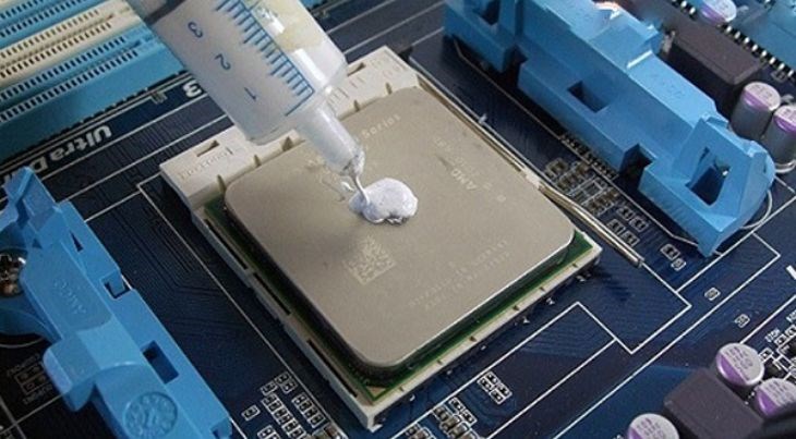 Việc lựa chọn keo tản nhiệt chuyên dụng rất quan trọng để đảm bảo quá trình tản nhiệt diễn ra hiệu quả và hiệu suất của máy tính được duy trì tốt