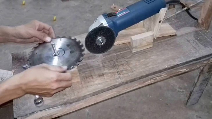 Lưỡi cưa gỗ có thể cắt ngang thớ gỗ trơn tru, tạo ra vết cắt mịn
