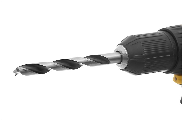 Mũi khoan gỗ Crownman 0108120 12 mm làm từ thép carbon có độ cứng cao