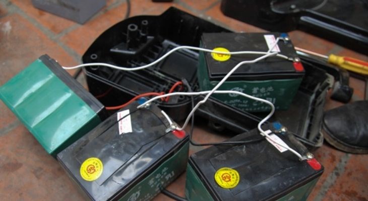 Ắc quy xe đạp điện, xe máy điện là loại ắc quy khô được thiết kế dành riêng cho xe điện