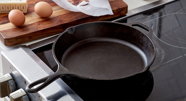 Một số bếp từ được trang bị chức năng cảnh báo nồi nấu không chứa thực phẩm