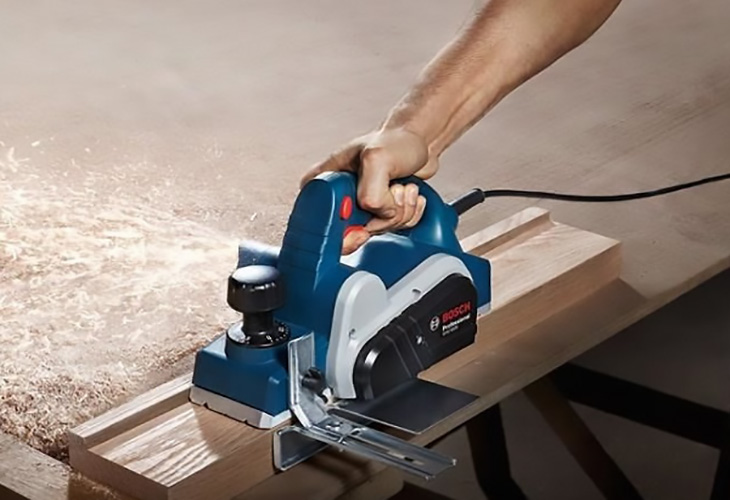 Bảo quản máy bào ở nơi khô ráo, thoáng mát
