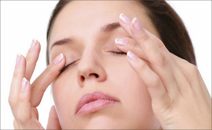 Tập luyện thường xuyên cho đôi mắt