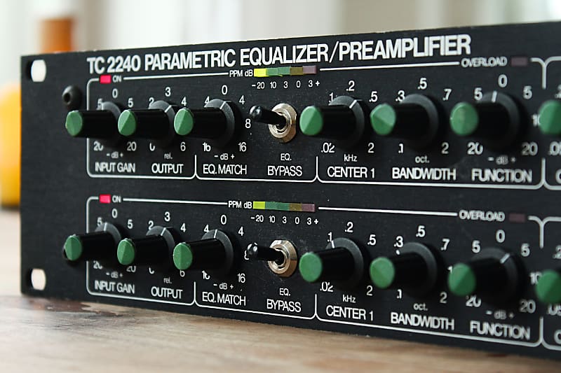 Parametric Equalizer​ là một trong những đầu lọc karaoke sử dụng phổ biến