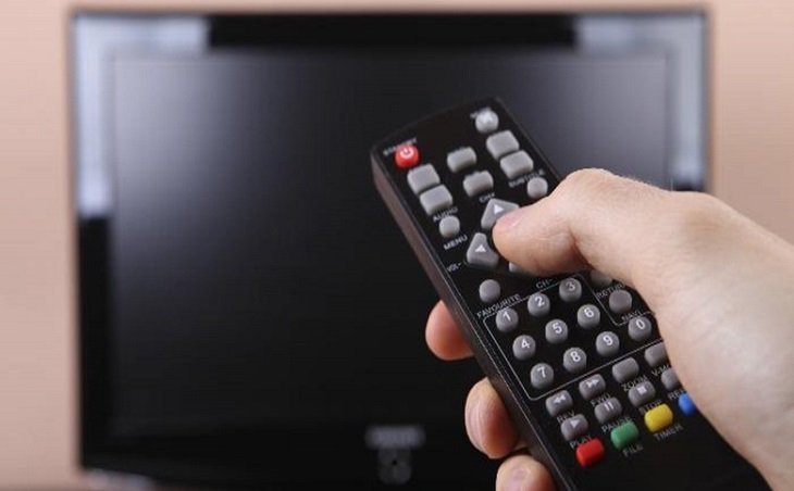 Do tivi chưa bật nguồn, dây nguồn hỏng hoặc chỗ cắm bị lỏng