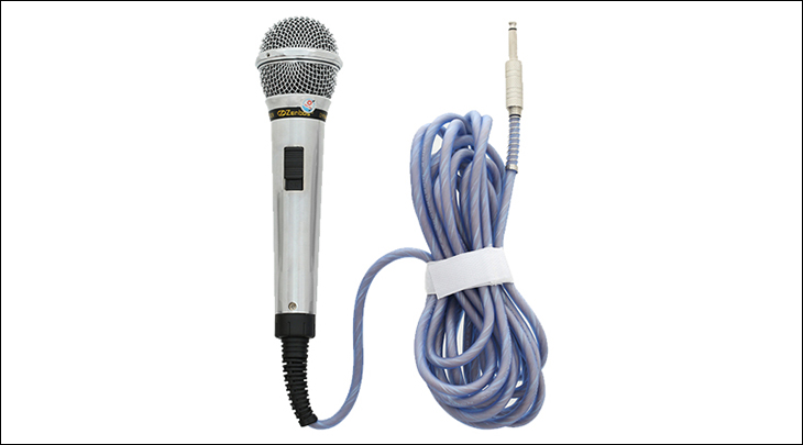 Micro có dây Zenbos MZ-328 có độ dài 5m giúp bạn thuận tiện trong việc sử dụng