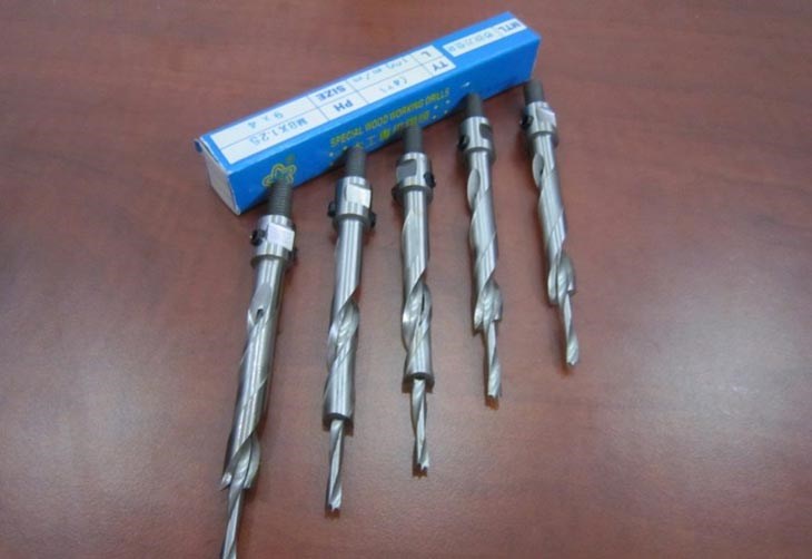 Mũi khoan gỗ 2 tầng có kích thước càng lớn sẽ có giá thành càng cào
