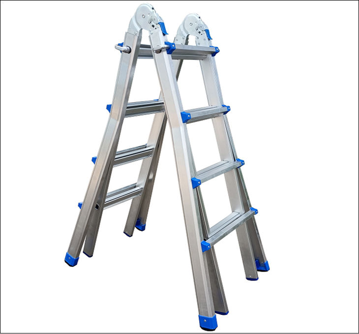 Thang nhôm gấp và rút chữ A 4 x 4 bậc Advindeq AML44W được làm từ nhôm chắc chắn và an toàn cho người sử dụng