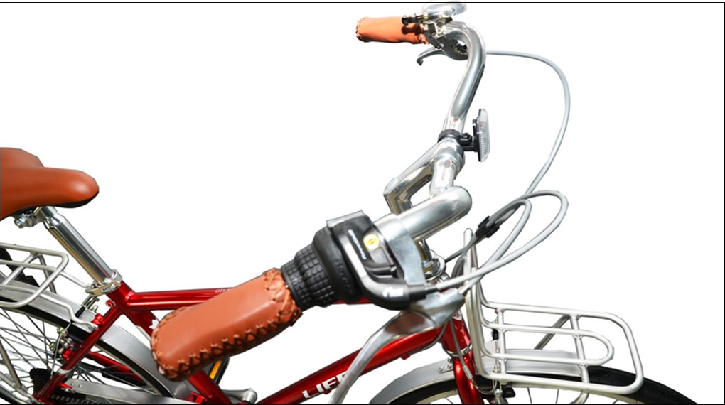 Đối với xe đạp thể thao dành cho nữ, bộ phận tay lái (ghi đông) phù hợp