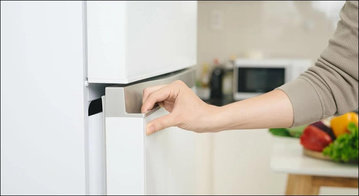 Cố định chặt cửa tủ