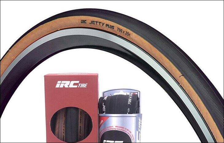 Lốp xe 700 x 32C có độ dài đường kính ngoài là 700mm, chiều rộng là 25mm
