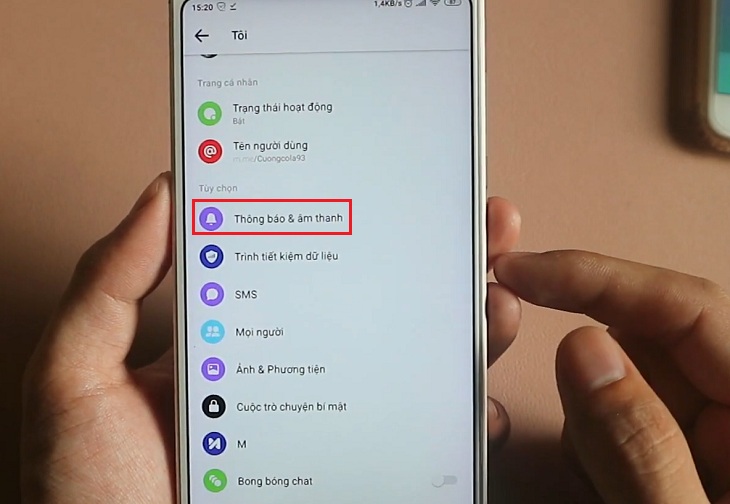 Chọn mục Âm thanh và thông báo