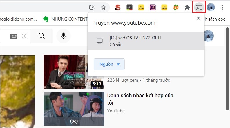 Sau khi nhấn vào Cast, biểu tượng truyền sẽ xuất hiện ngay bên cạnh biểu tượng More (Khác)