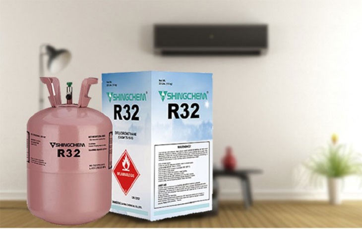Điều hòa thiếu gas: dàn lạnh bám tuyết, ống đồng đóng đá, cần thợ xử lý rò rỉ trước khi nạp