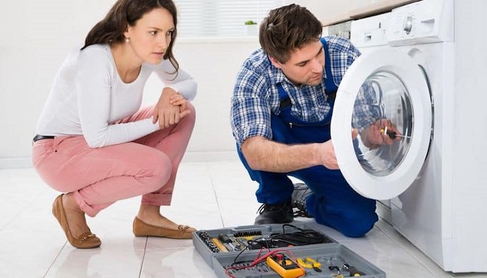 Bo mạch điều khiển bị hỏng chính là nguyên nhân nghiêm trọng nên phải liên hệ ngay đến thợ kỹ thuật chuyên nghiệp để khắc phục