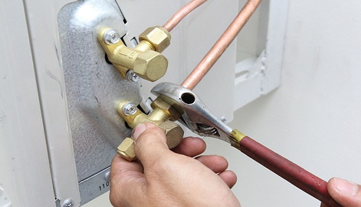 Nếu có xuất hiện móp và méo bạn nên điều chỉnh lại vị trí của ống sao cho lượng khi gas được lưu thông tuần hoàn