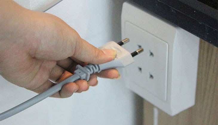 Quan sát xem máy nén tủ lạnh có hoạt động không