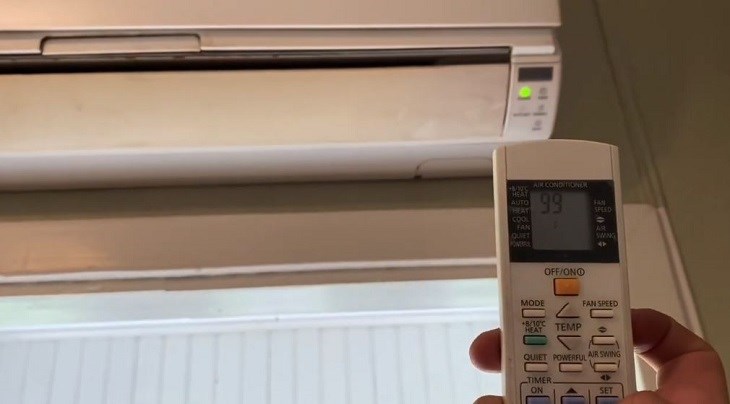 Mã lỗi H99 sẽ hiển thị trên remote điều hòa Panasonic kèm theo đèn Power nháy thông báo