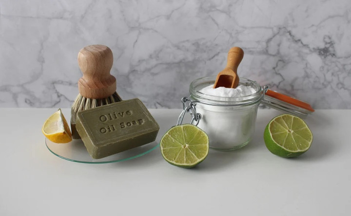 Dùng baking soda và chanh vệ sinh lồng giặt
