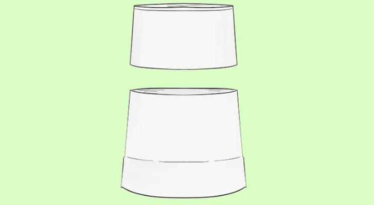 Cắt ⅓ cốc nhựa