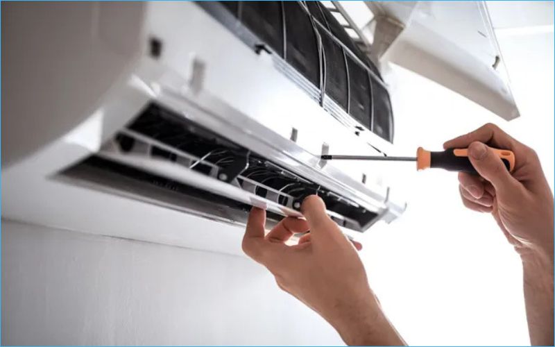 Máy lạnh bật nhưng không mát