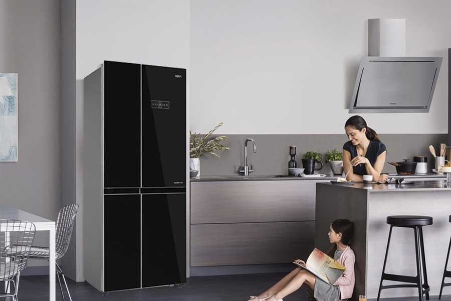 Đặt tủ ở nơi thoáng mát, tránh nơi ẩm ướt