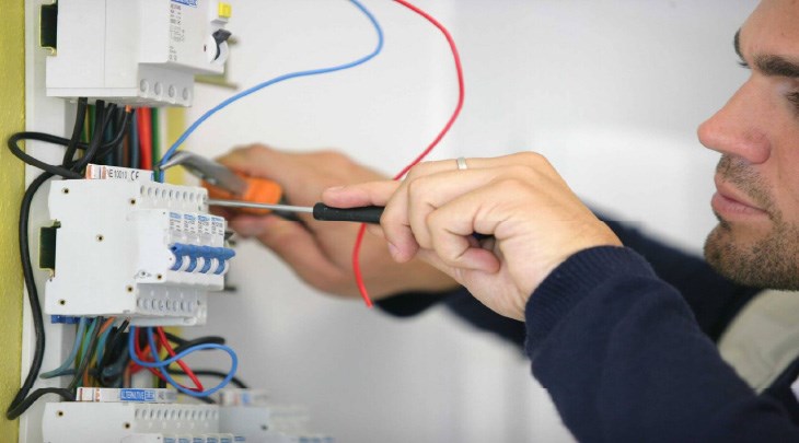 Lắp thêm cầu dao chống giật, ngăn ngừa tai nạn điện